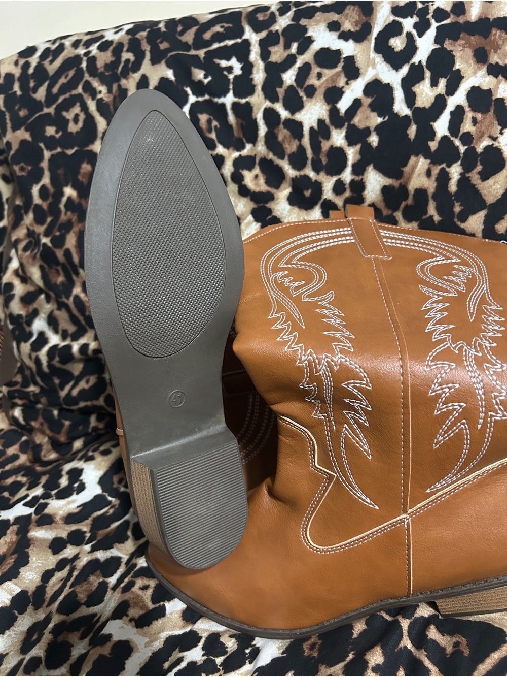 Women's Tan Embroidered Western Lace-Up Boots - Picture 4 of 4